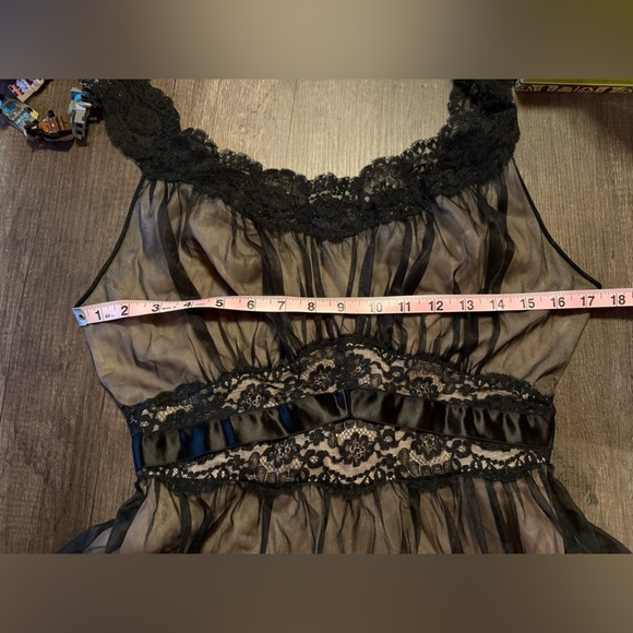 Vintage Vanity Fair black lace dress sz 38 - Picture 7 of 8